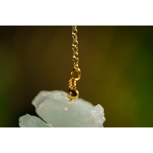 海蓝宝原石吊坠 Aquamarine Original Stone Pendant 海蓝宝原石吊坠 Aquamarine Original Stone Pendant