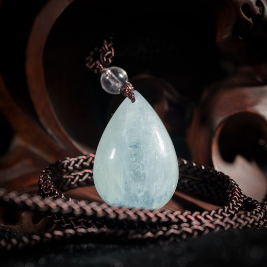 海蓝宝吊坠 (大) Aquamarine Pendant (Large) 海蓝宝吊坠 (大) Aquamarine Pendant (Large)