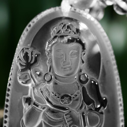 白水晶观音吊坠 Clear Quartz Guan Yin Pendant 白水晶观音吊坠 Clear Quartz Guan Yin Pendant