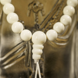 砗磲念珠 Tridacna Stone (6mm) 砗磲念珠 Tridacna Stone (6mm)