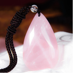 粉水滴吊坠 Rose Quartz Pendant 粉水滴吊坠 Rose Quartz Pendant
