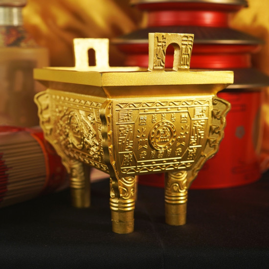 四方纳福黄金盛鼎 Prosperous Golden Cauldron 四方纳福黄金盛鼎 Prosperous Golden Cauldron