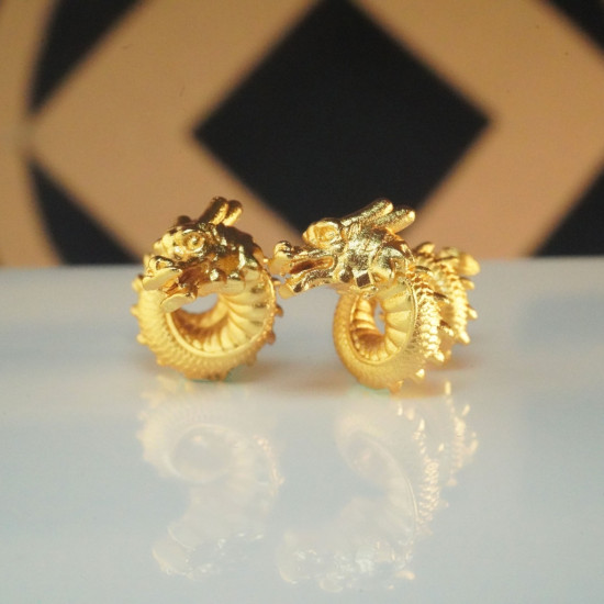 转运金盘龙 Fortune Golden Coiling Dragon 转运金盘龙 Fortune Golden Coiling Dragon