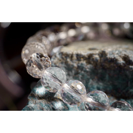 白水晶手链 ( 切面128 ) Clear Quartz Bracelet (Cut 128 Facets) 白水晶手链 ( 切面128 ) Clear Quartz Bracelet (Cut 128 Facets)