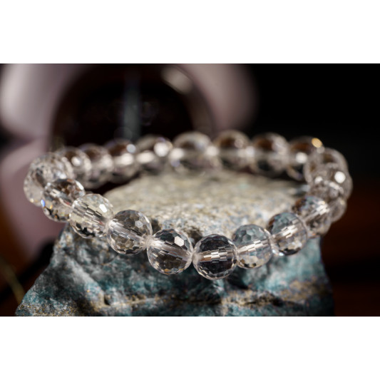 白水晶手链 ( 切面128 ) Clear Quartz Bracelet (Cut 128 Facets) 白水晶手链 ( 切面128 ) Clear Quartz Bracelet (Cut 128 Facets)