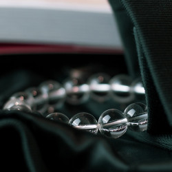 白水晶手链 ( 圆珠 ) Clear Quartz Bracelet (Round Shape) 白水晶手链 ( 圆珠 ) Clear Quartz Bracelet (Round Shape)