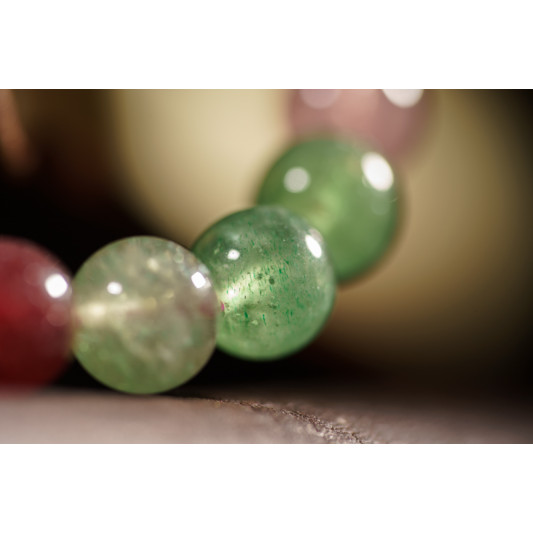 绿红草莓晶手链 Green And Red Strawberry Quartz Bracelet 绿红草莓晶手链 Green And Red Strawberry Quartz Bracelet
