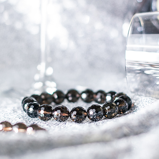 茶水晶手链 ( 切面128 ) Smoky Quartz Bracelet ( Cut 128 Facets ) 茶水晶手链 ( 切面128 ) Smoky Quartz Bracelet ( Cut 128 Facets )