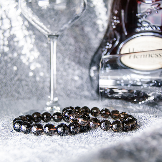 茶水晶手链 ( 切面128 ) Smoky Quartz Bracelet ( Cut 128 Facets ) 茶水晶手链 ( 切面128 ) Smoky Quartz Bracelet ( Cut 128 Facets )