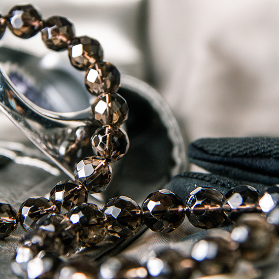 茶水晶手链 ( 切面64 ) Smoky Quartz Bracelet ( Cut 64 Facets ) 茶水晶手链 ( 切面64 ) Smoky Quartz Bracelet ( Cut 64 Facets )