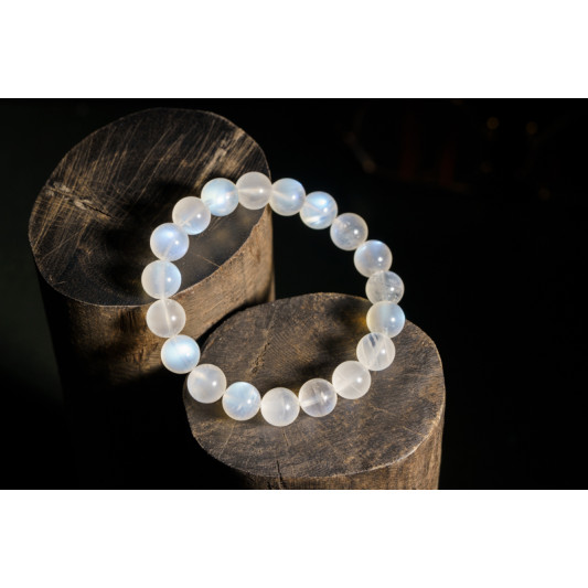 高等蓝月光手链 Blue Moonstone Bracelet 高等蓝月光手链 Blue Moonstone Bracelet