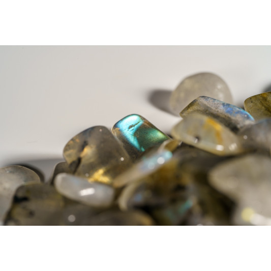 消磁碎水晶:月光 Tumbled Moonstone 消磁碎水晶:月光 Tumbled Moonstone