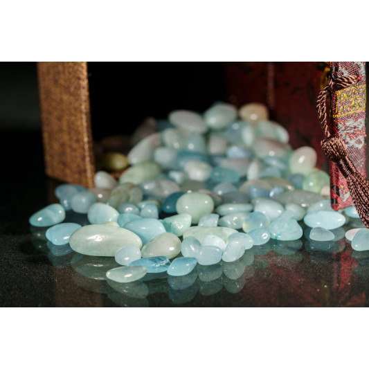 消磁碎水晶:海蓝宝 Tumbled Aquamarine 消磁碎水晶:海蓝宝 Tumbled Aquamarine