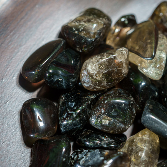 消磁碎水晶:茶水晶 Tumbled Smoky Quartz 消磁碎水晶:茶水晶 Tumbled Smoky Quartz