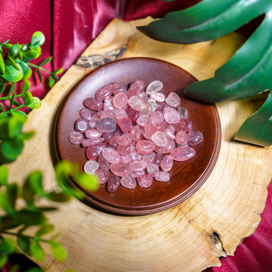 消磁碎水晶:草莓晶 Tumbled Strawberry 消磁碎水晶:草莓晶 Tumbled Strawberry