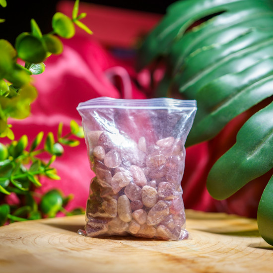 消磁碎水晶:草莓晶 Tumbled Strawberry 消磁碎水晶:草莓晶 Tumbled Strawberry