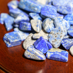消磁碎水晶:青金石 Tumbled Lapis Lazuli 消磁碎水晶:青金石 Tumbled Lapis Lazuli