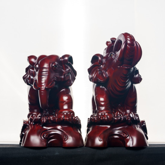 大象 - 平安吉祥如意象 Elephant of Auspicious, Wishful and Safeness (Shine Wooden Material) 大象 - 平安吉祥如意象 Elephant of Auspicious, Wishful and Safeness (Shine Wooden Material)