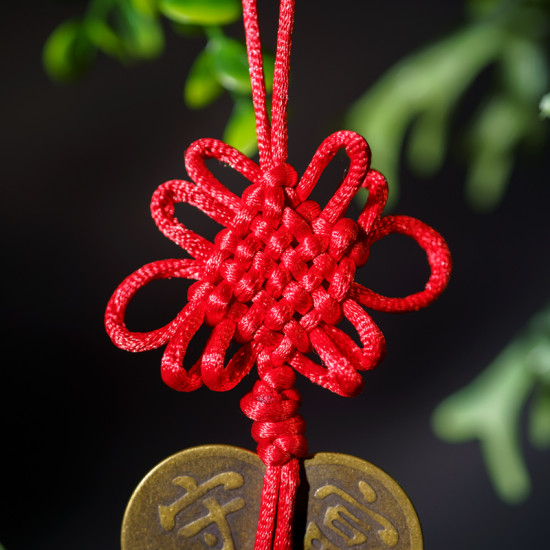 守富贵长命牌(红色)The Longevity Wishful Plate (Red Strings) 守富贵长命牌(红色)The Longevity Wishful Plate (Red Strings)