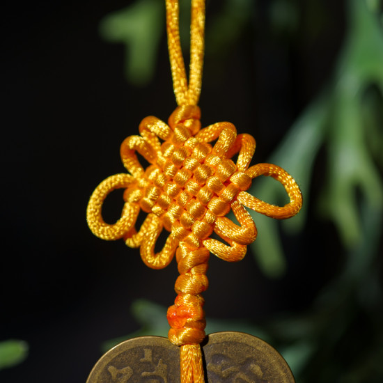 守富贵长命牌(黄色)The Longevity Wishful Plate (Yellow Strings) 守富贵长命牌(黄色)The Longevity Wishful Plate (Yellow Strings)